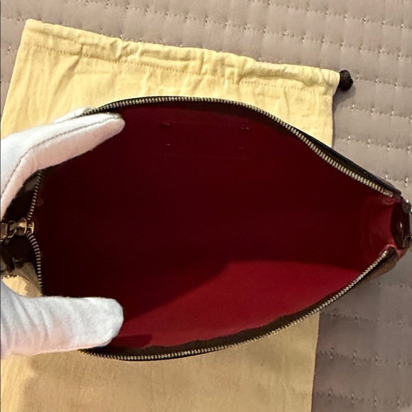 Authentic Louis Vuitton Damier Ebene Eva sling/shoulder bag - Picture 7 of 13